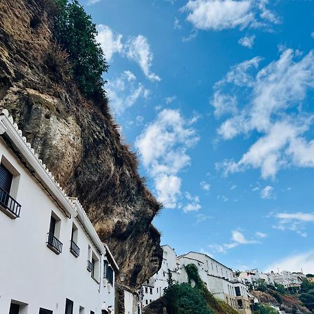 Cueva Luxe Las Calcetas Setenil De Las Bodegas Bagian luar foto